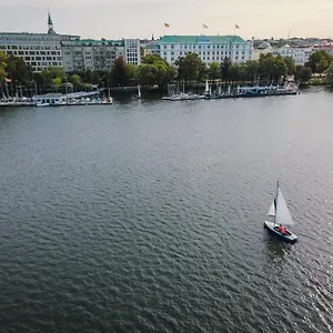 Atlantic Hamburg, Autograph Collection ***** המבורג