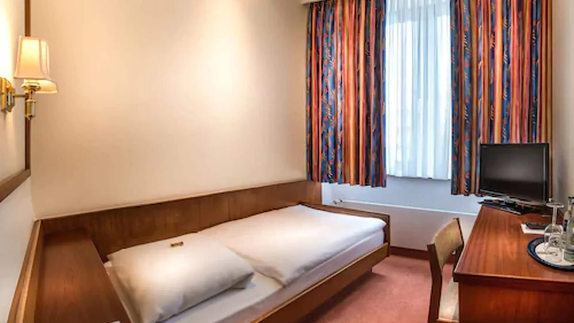 ***  Hotel Alte Wache Hamburgo Alemanha
